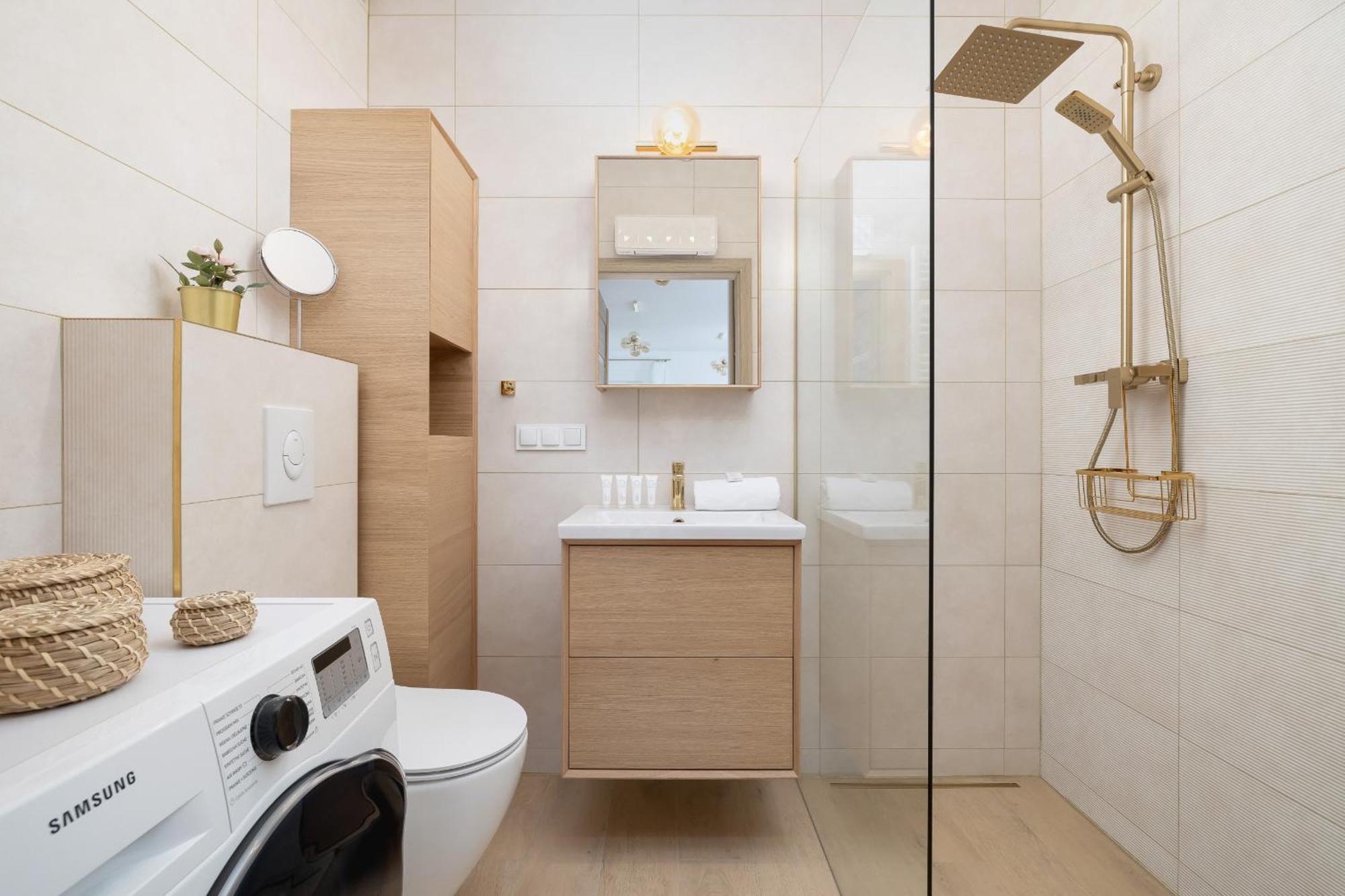 Luxury Two Bedroom Apartment With Terrace And Parking By Renters Prestige Katowice Kültér fotó